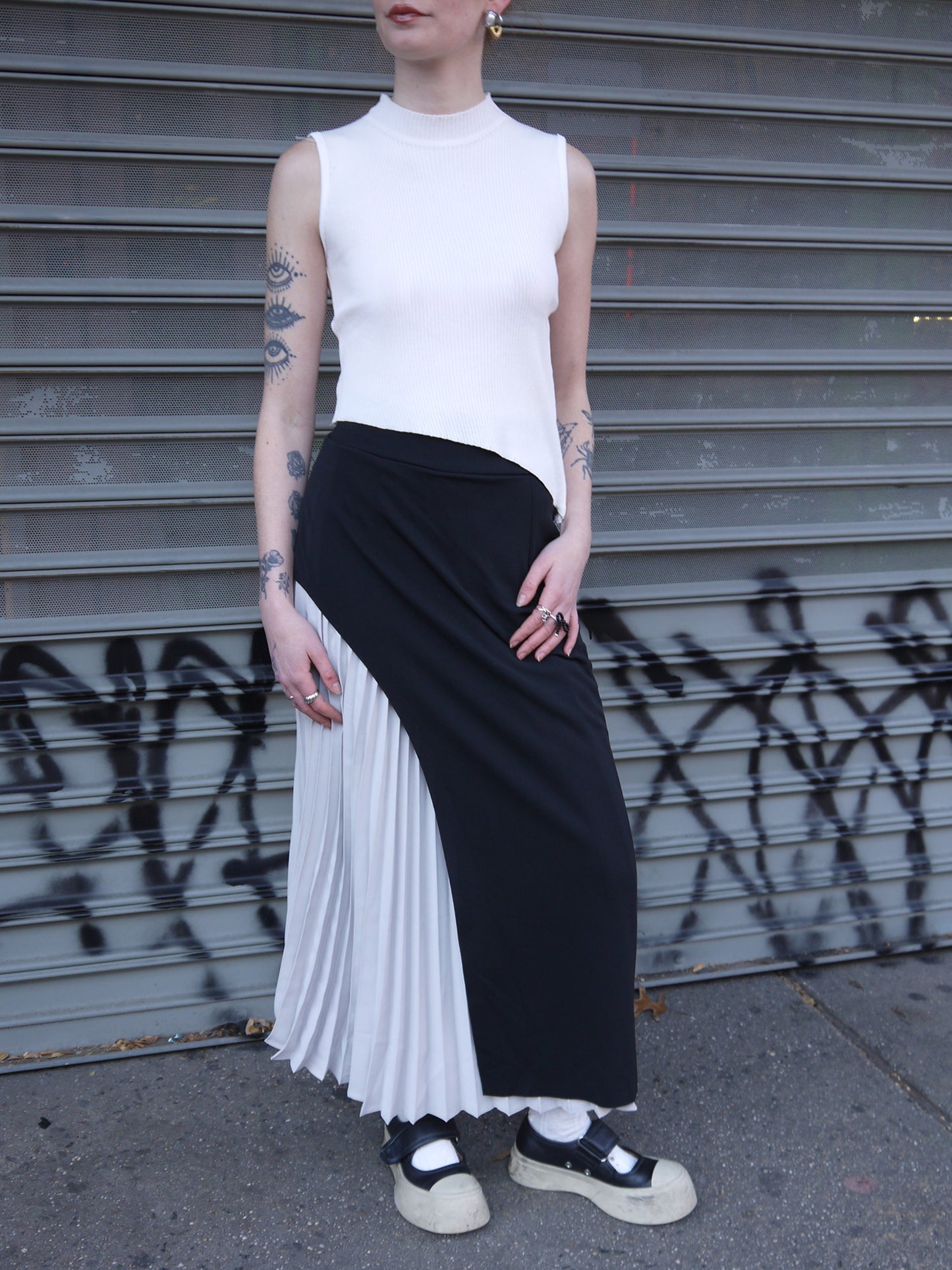 mockneck slvless knit tank