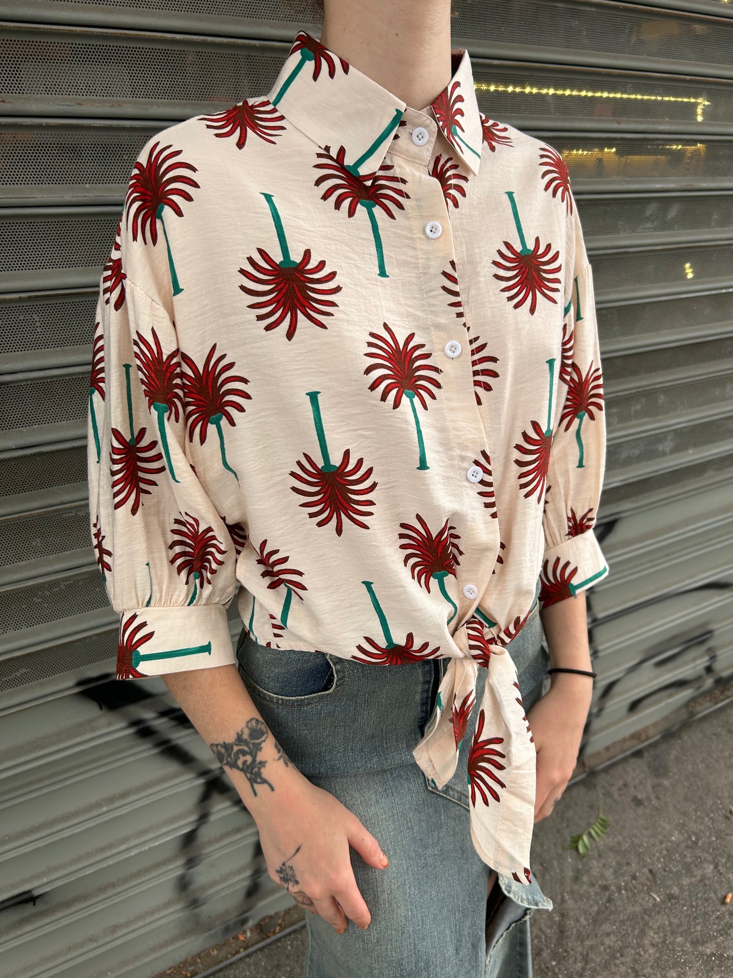 s/s front tie printed blouse