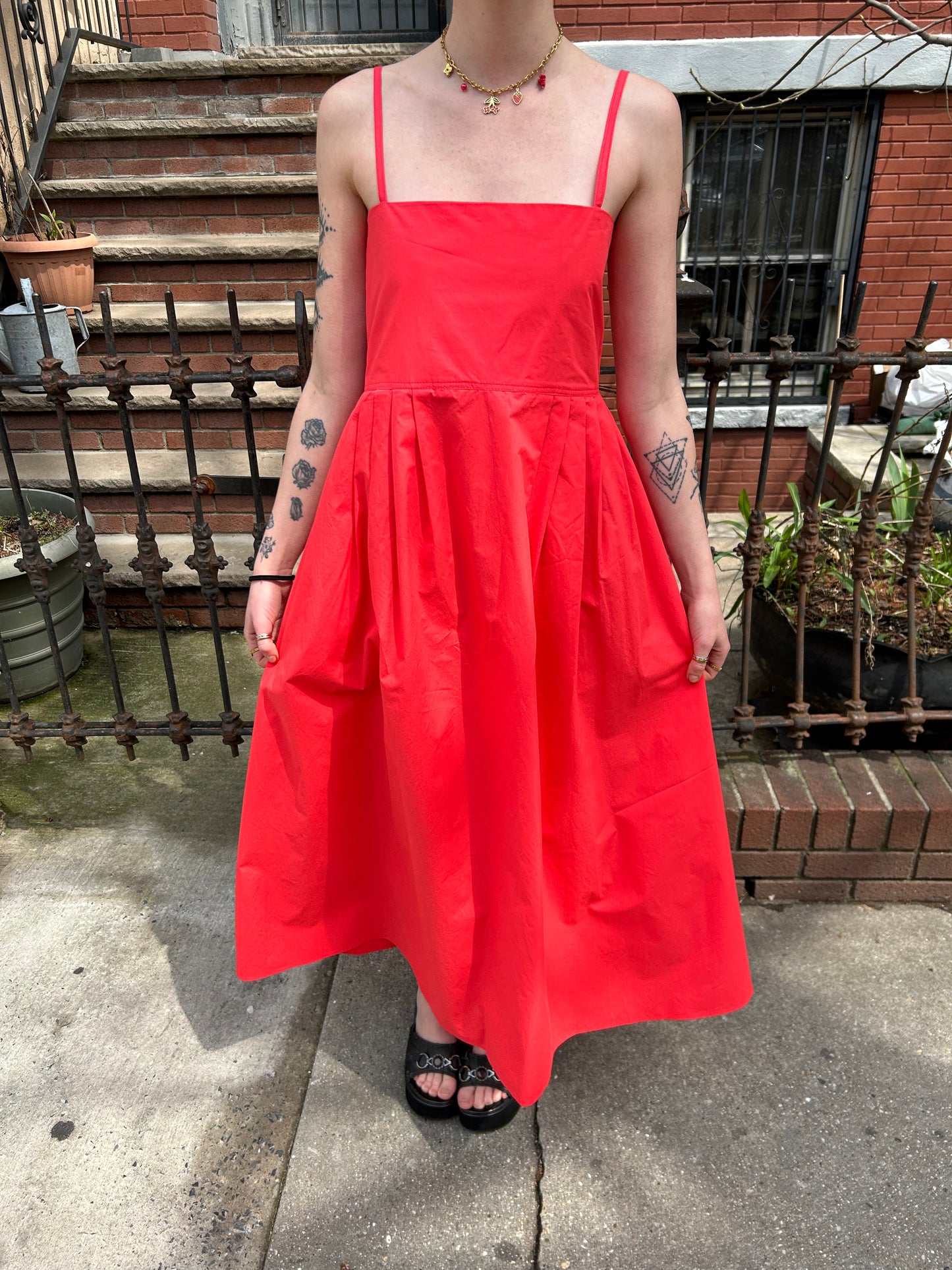 spaghetti strap solid dress