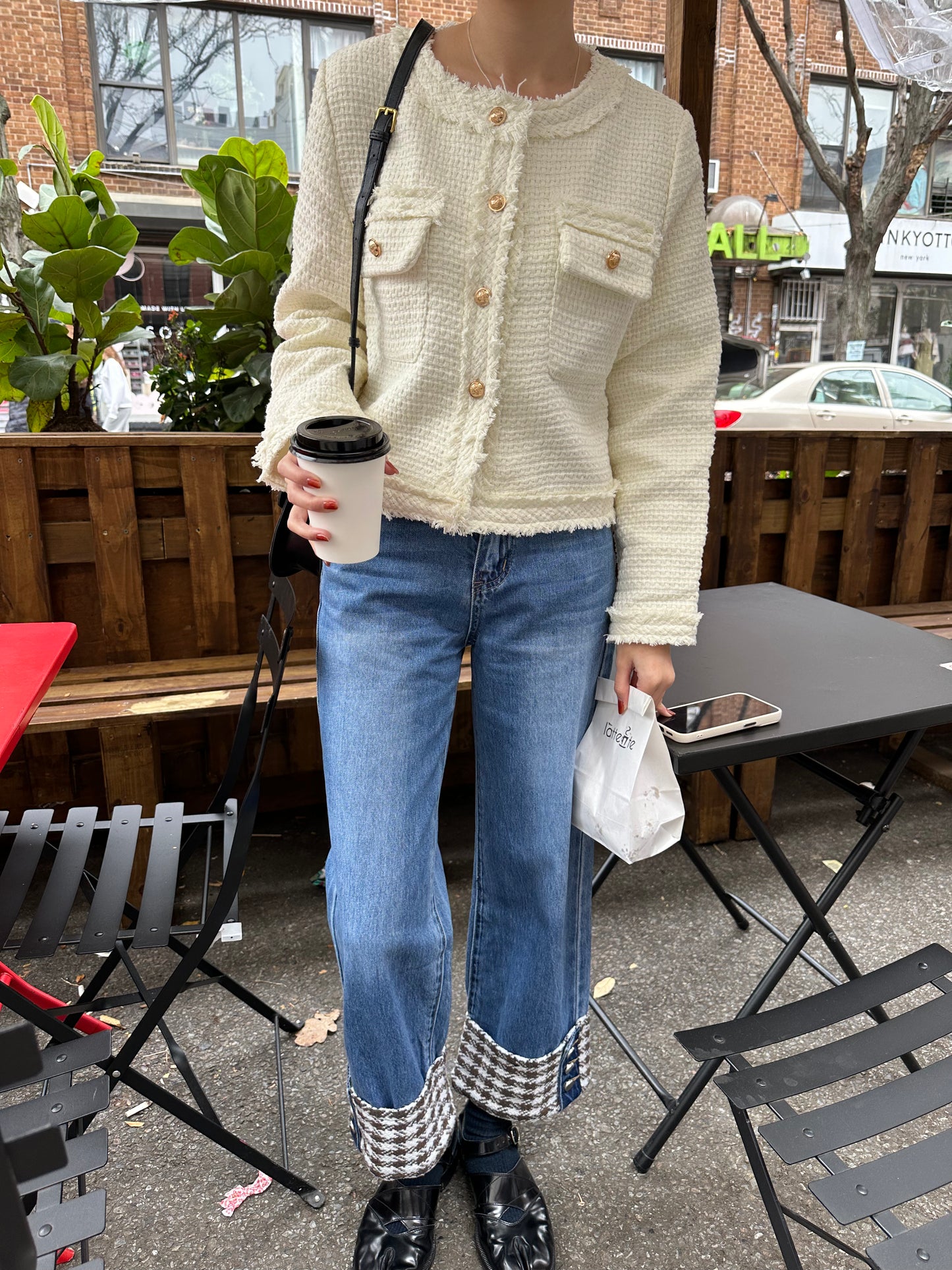 bottom trim detail denim pant