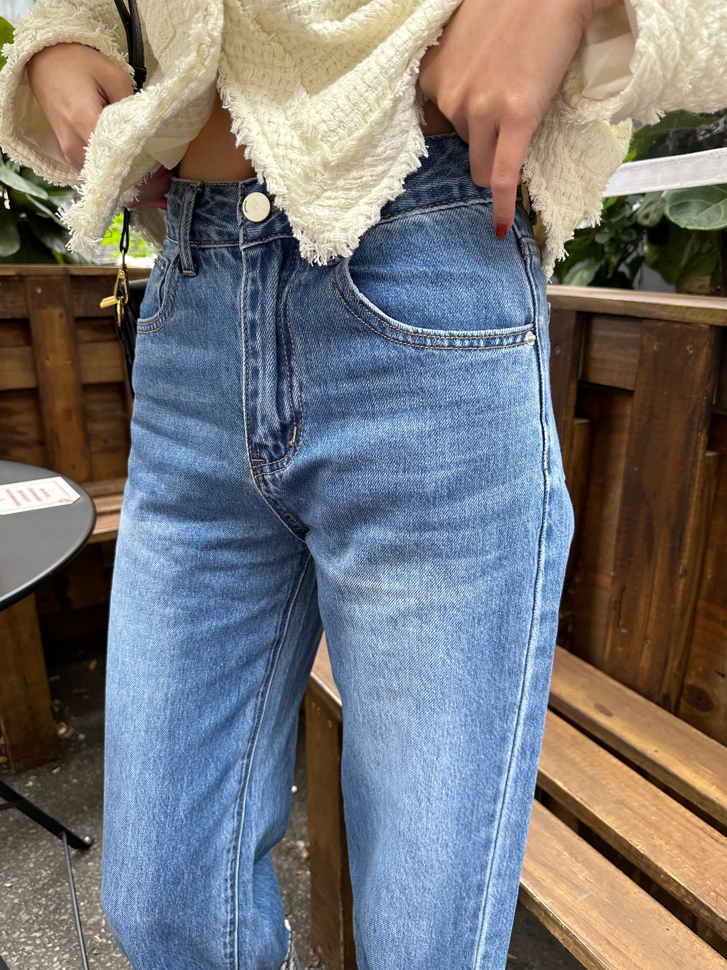 bottom trim detail denim pant