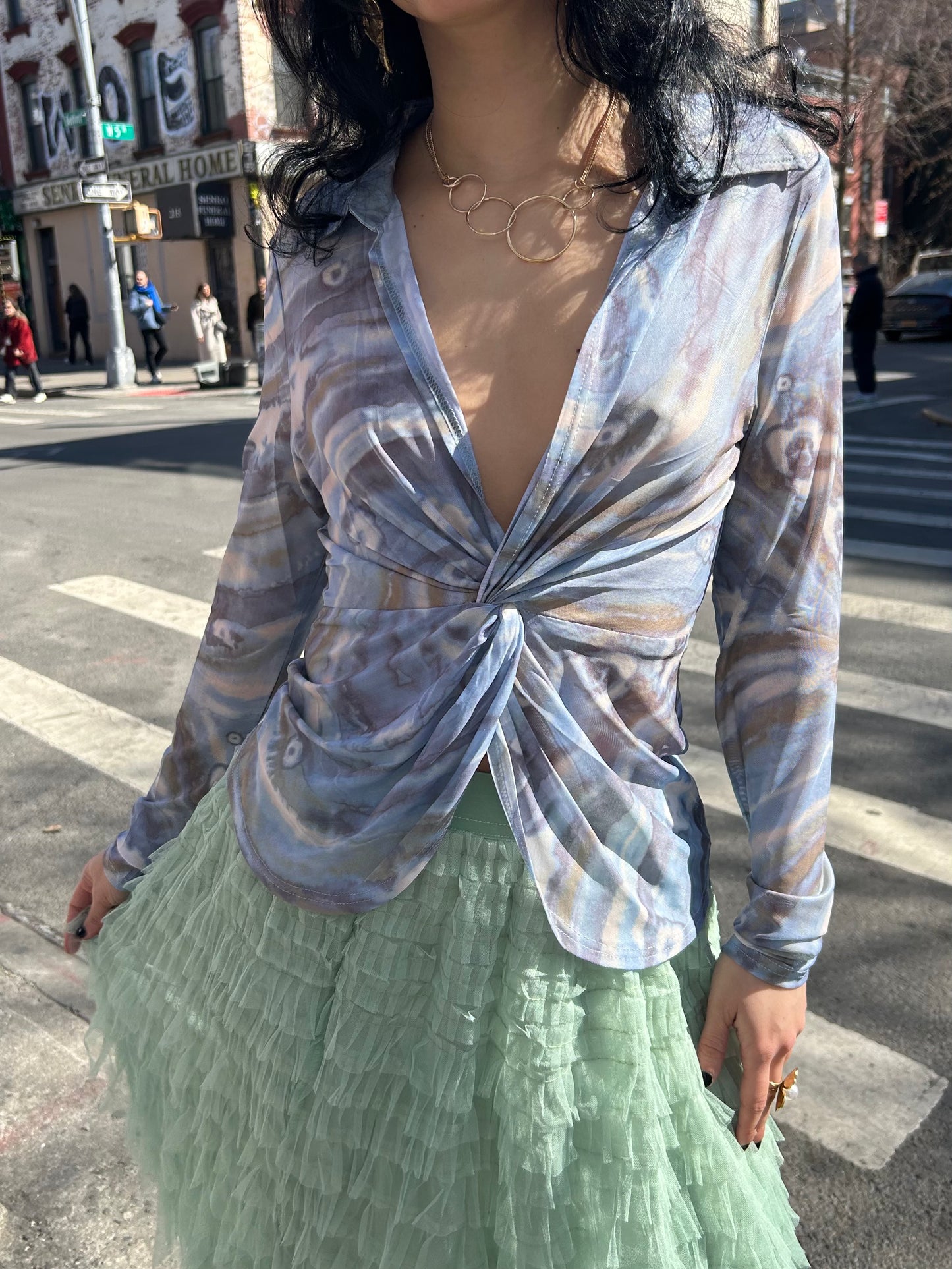 twist front mesh shirt