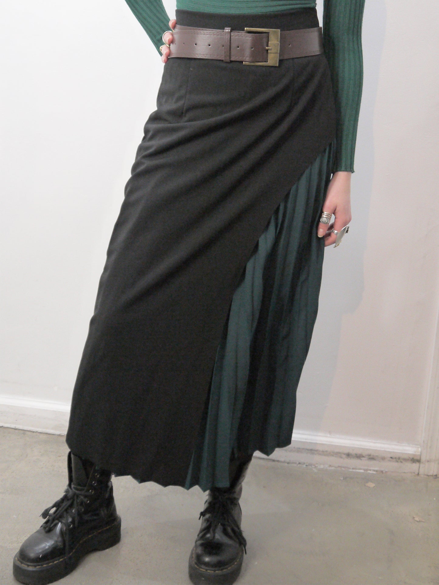 2 tone half pleated skirt