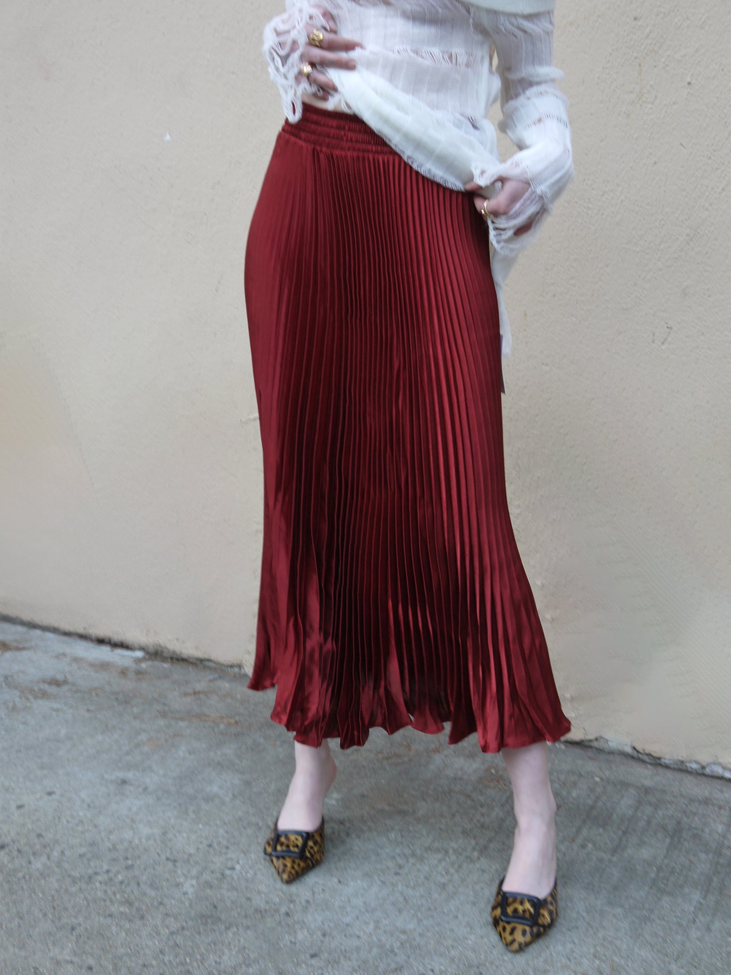 satin pleated long skirt