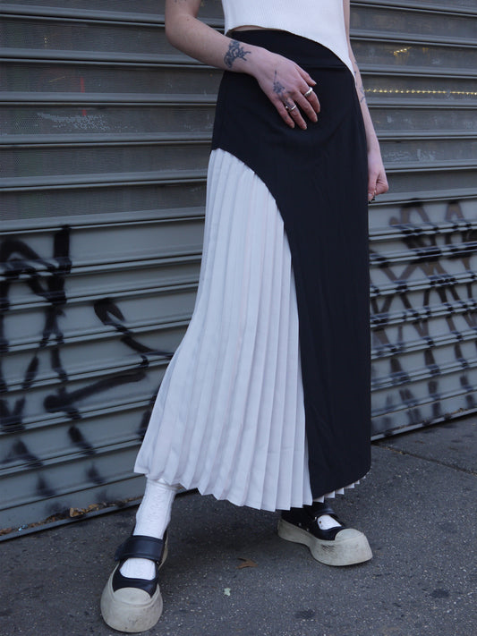 2 tone half pleated skirt