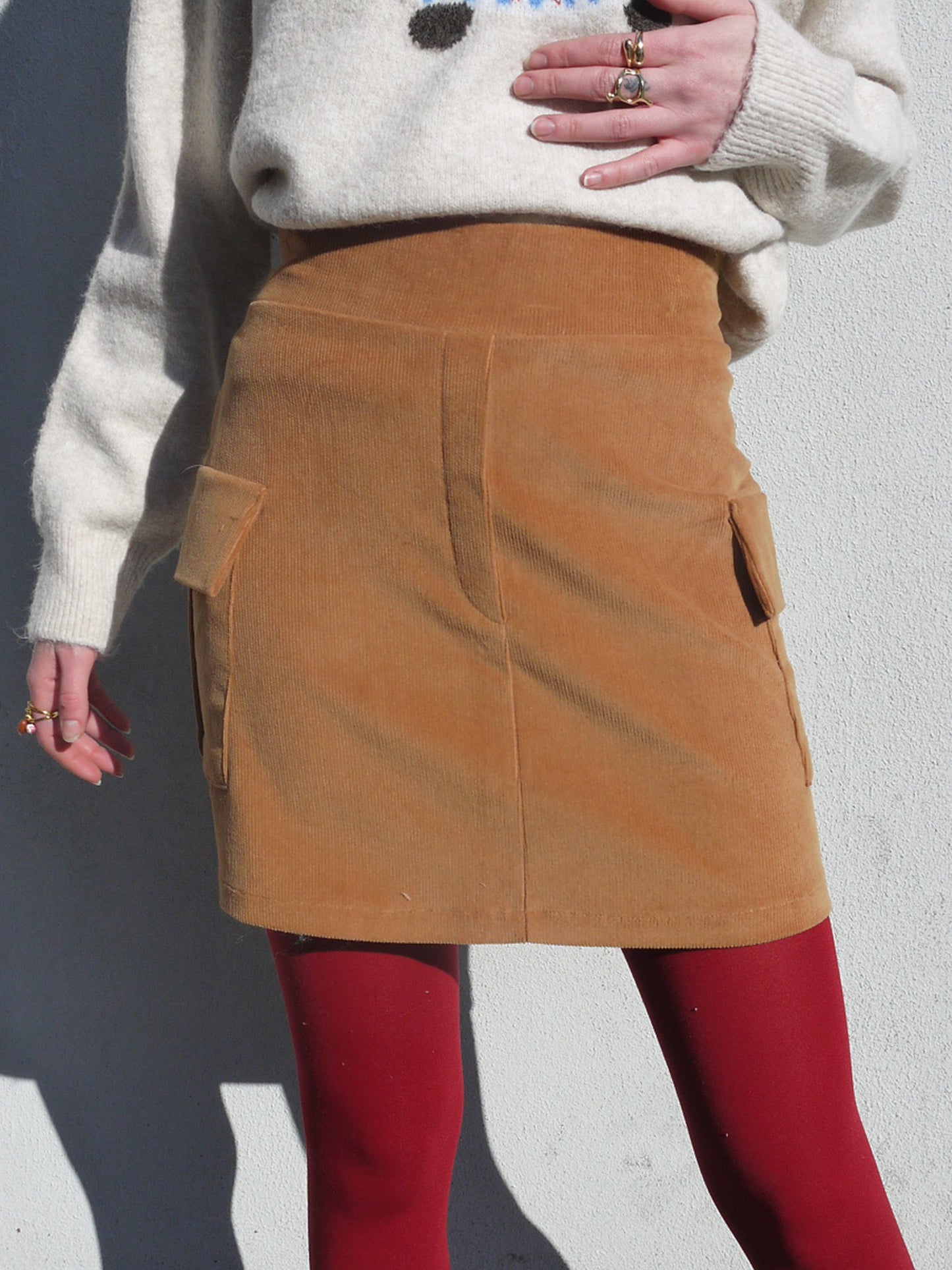 short cargo pkt corduroy skirt