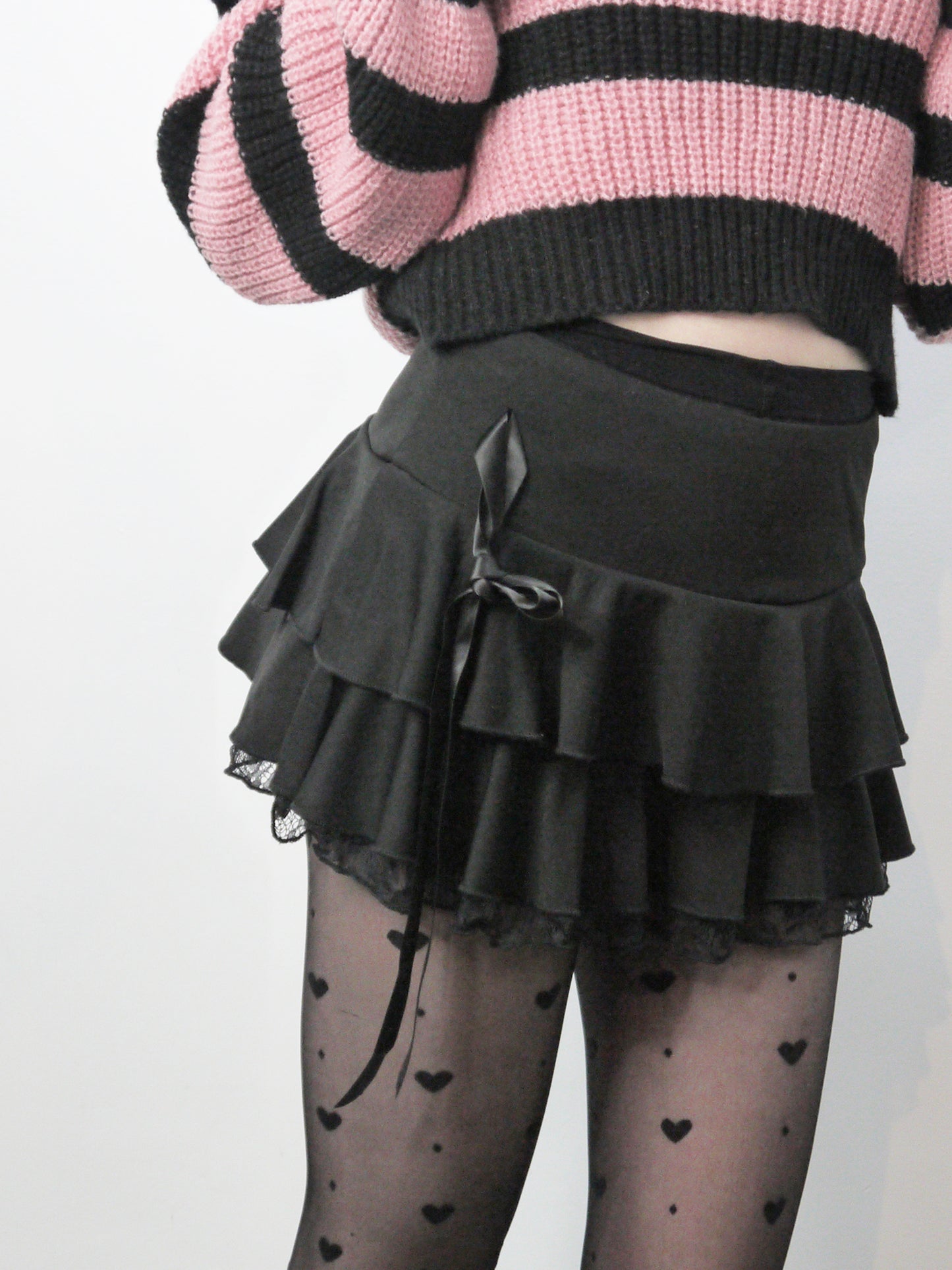 short lace trim skirt