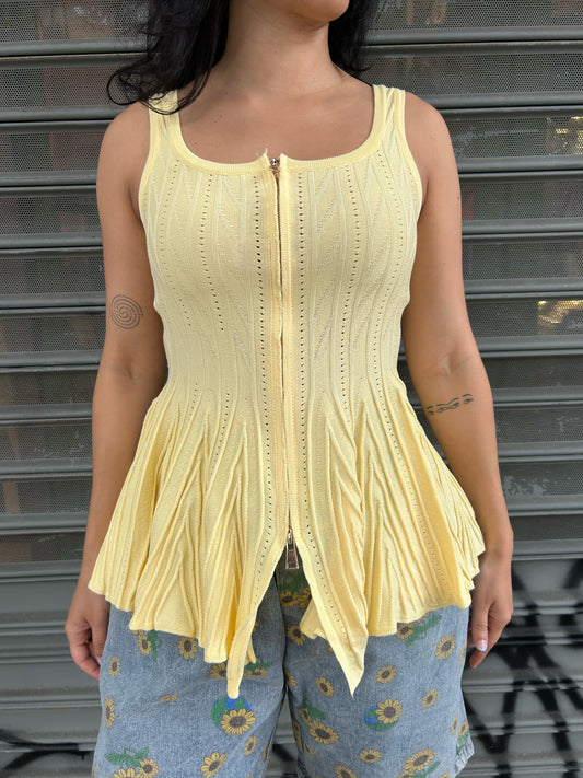 flare zip up slvless tank