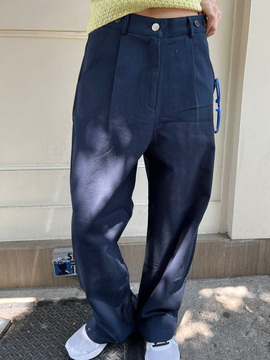 low rise 1 button pant