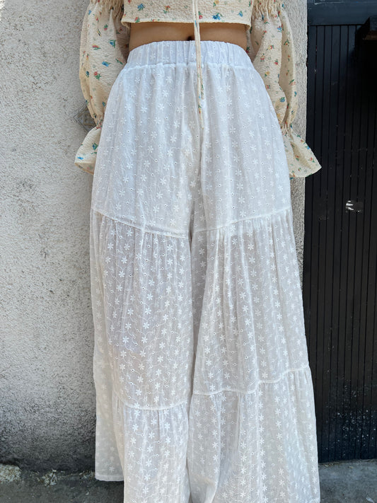 lace wide skirt like pant
