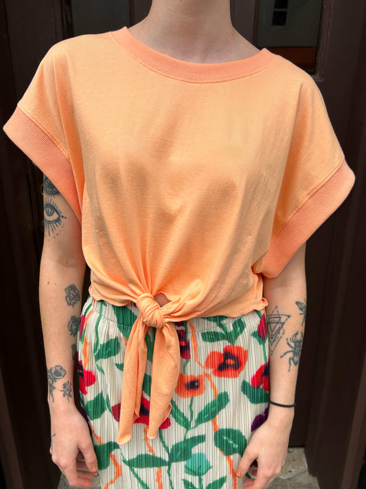 s/s front tie tee