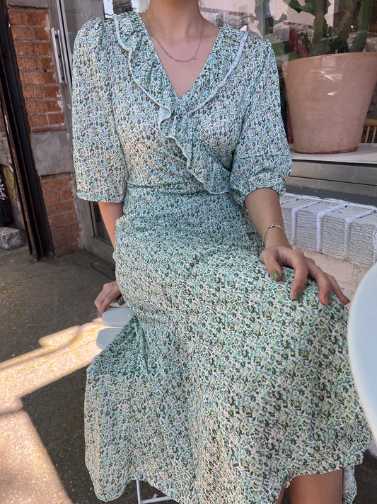 puff sleeve ruffle midi dress