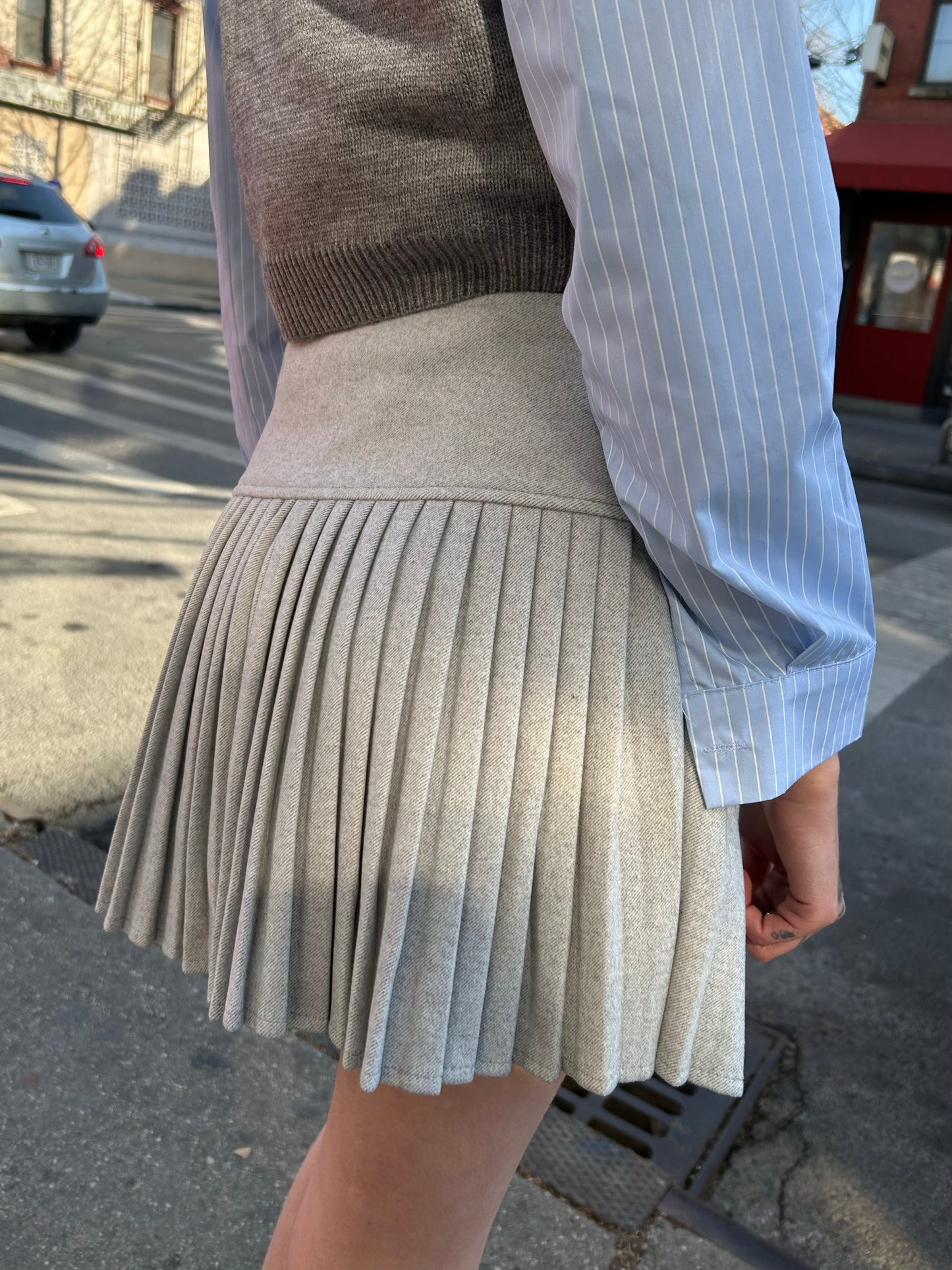 short pleated skirt