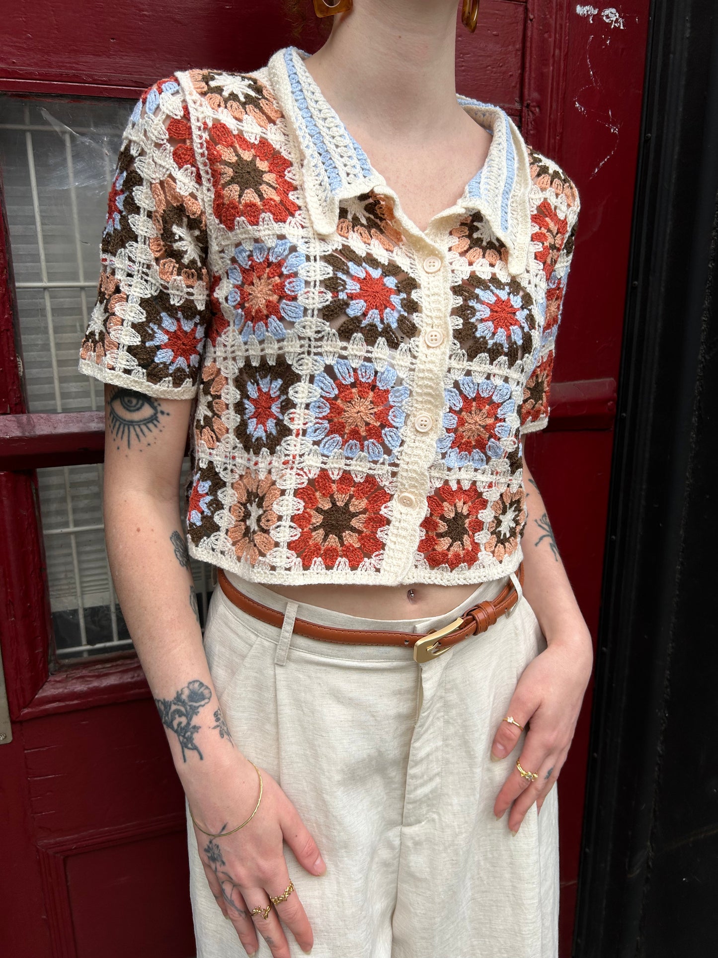 s/s collared crochet top