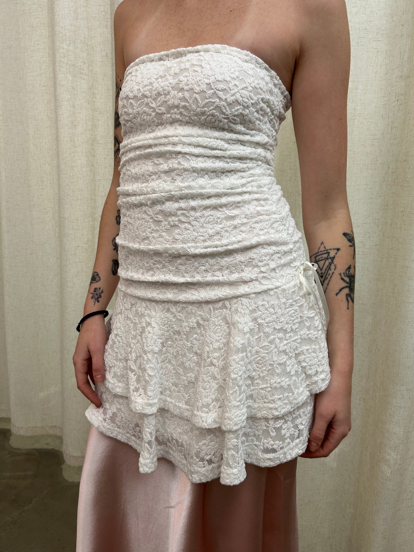 strapless lace dress