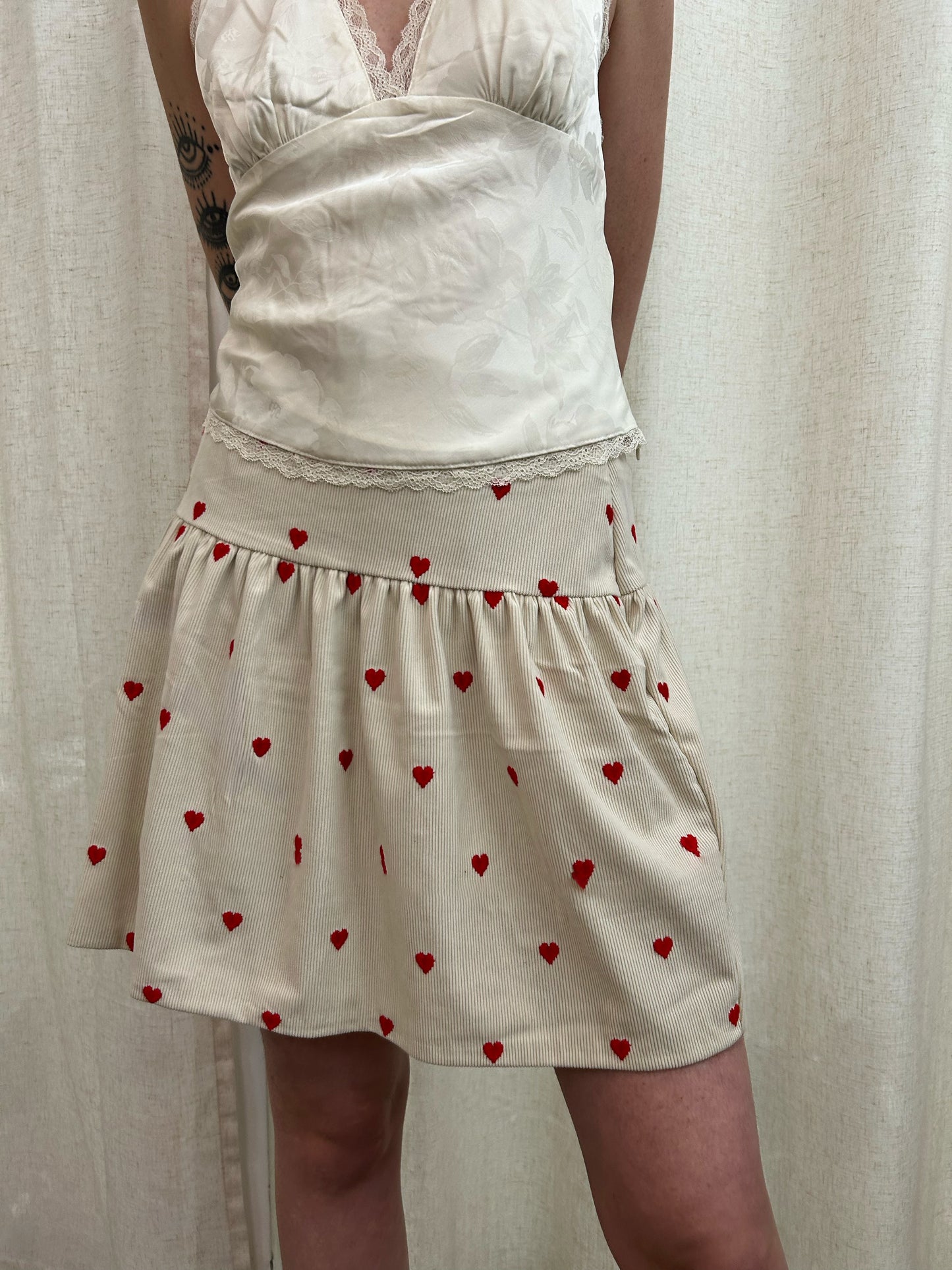 ditsy heart short skirt