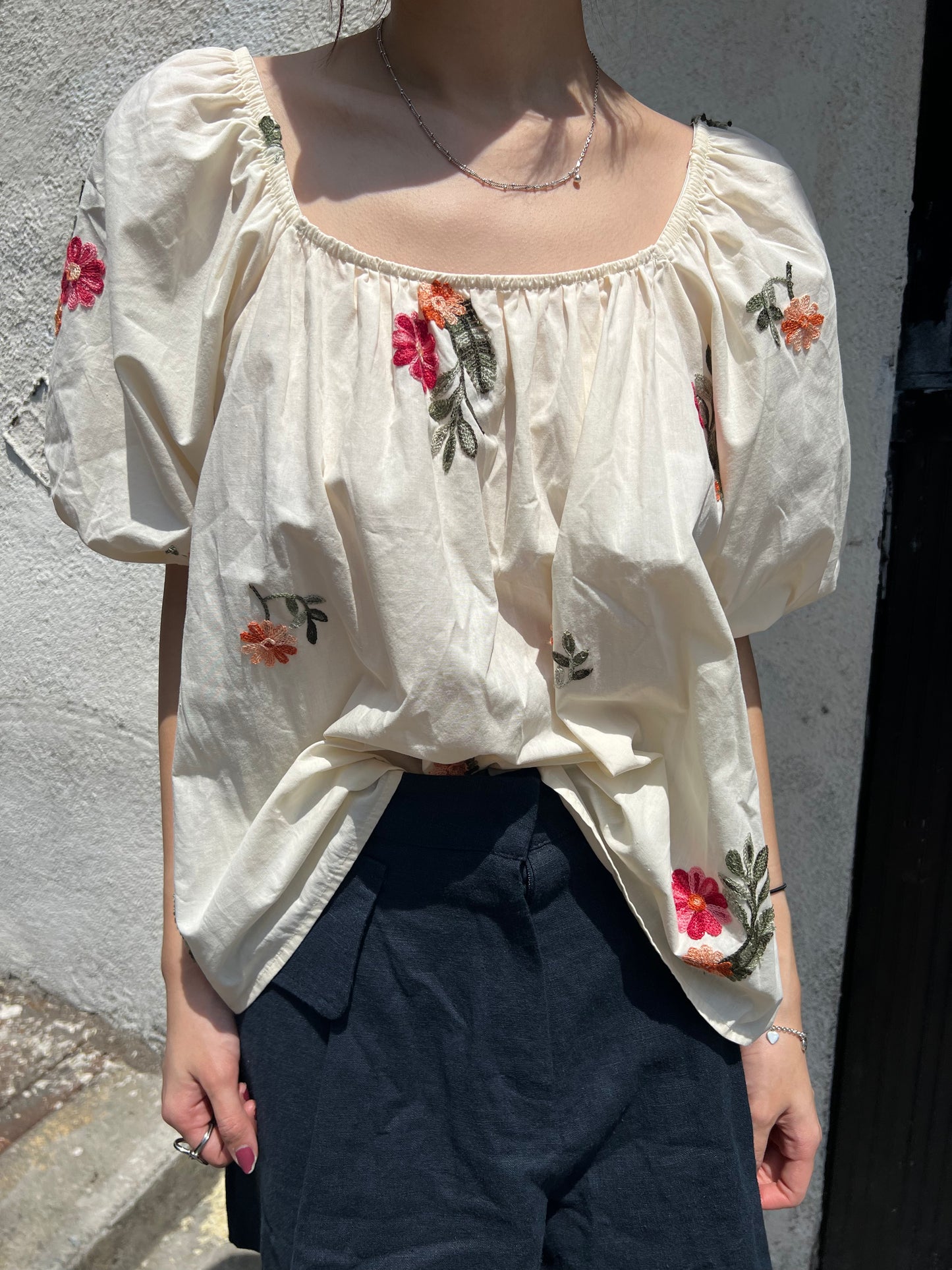 floral puff sleeve blouse