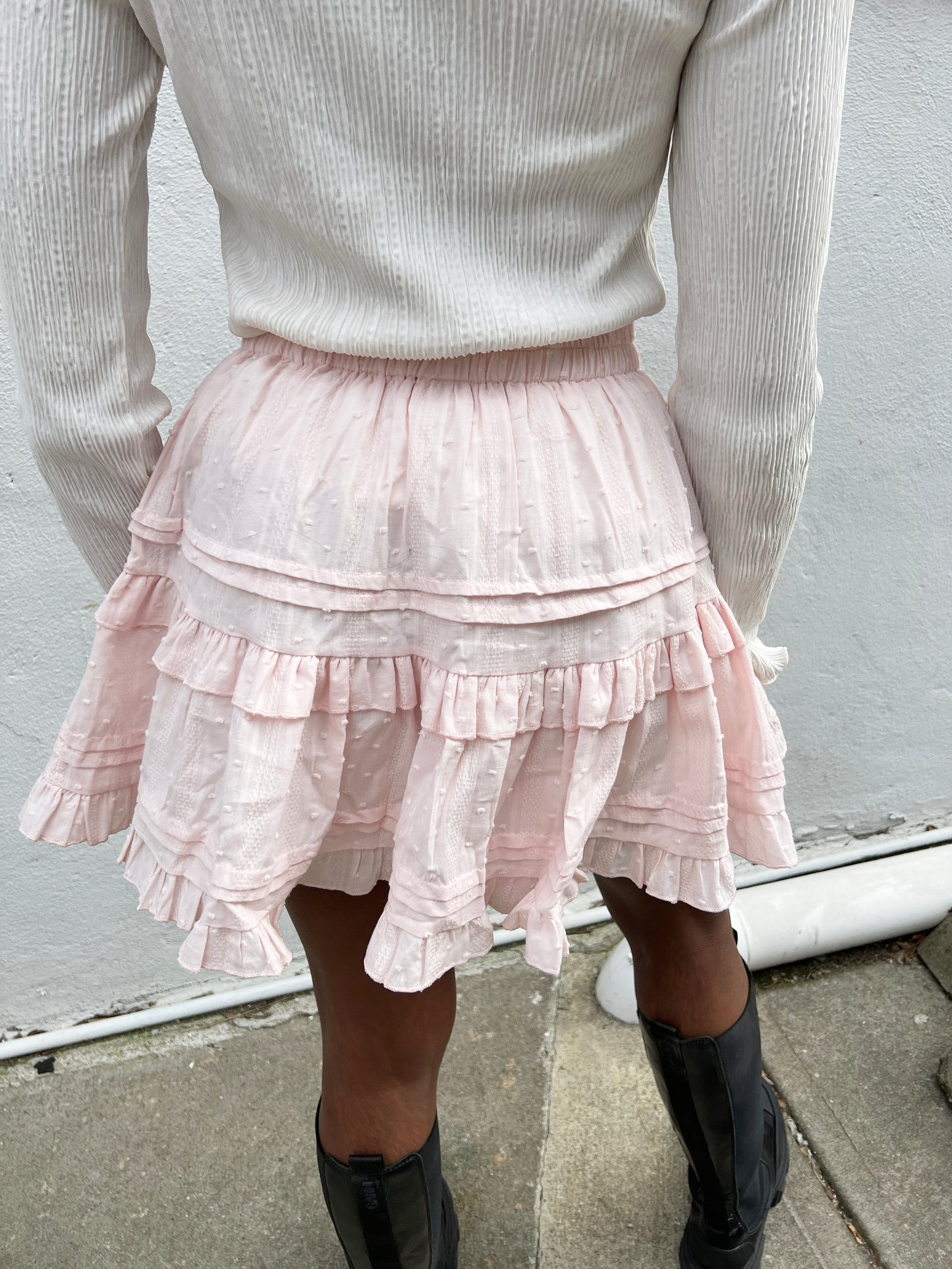 short ruffle skirt
