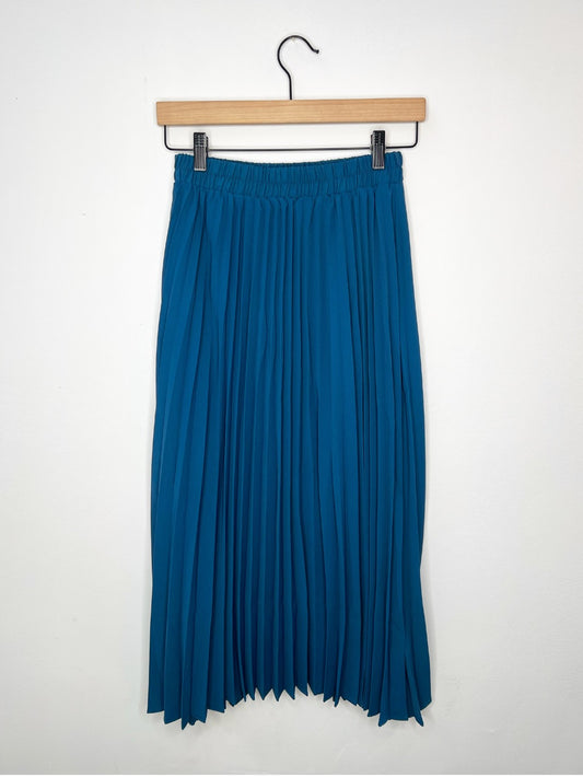 2 Tone Pleated Asymmetrical Skirt